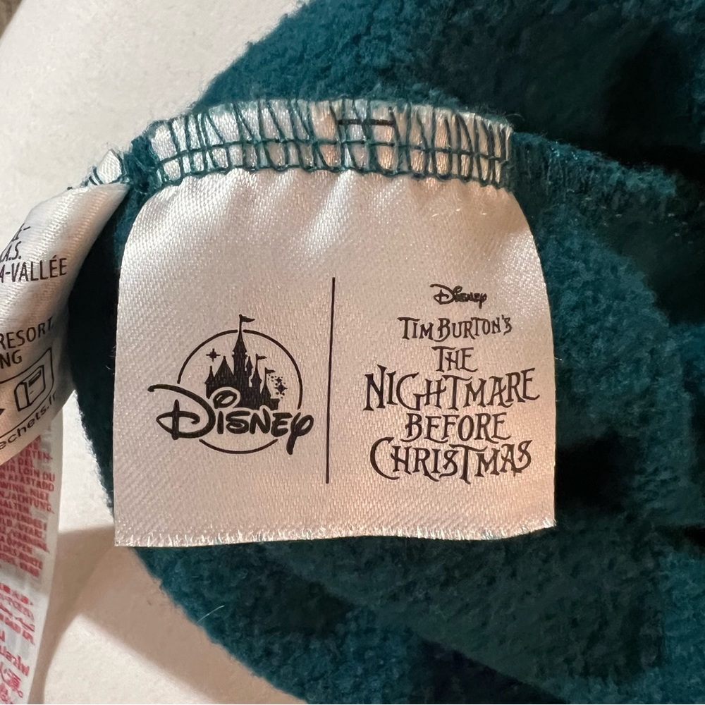 Disney Jack and Sally hoodie. Size M.Adult size. Worn Once. True to size. - Picture 5 of 7